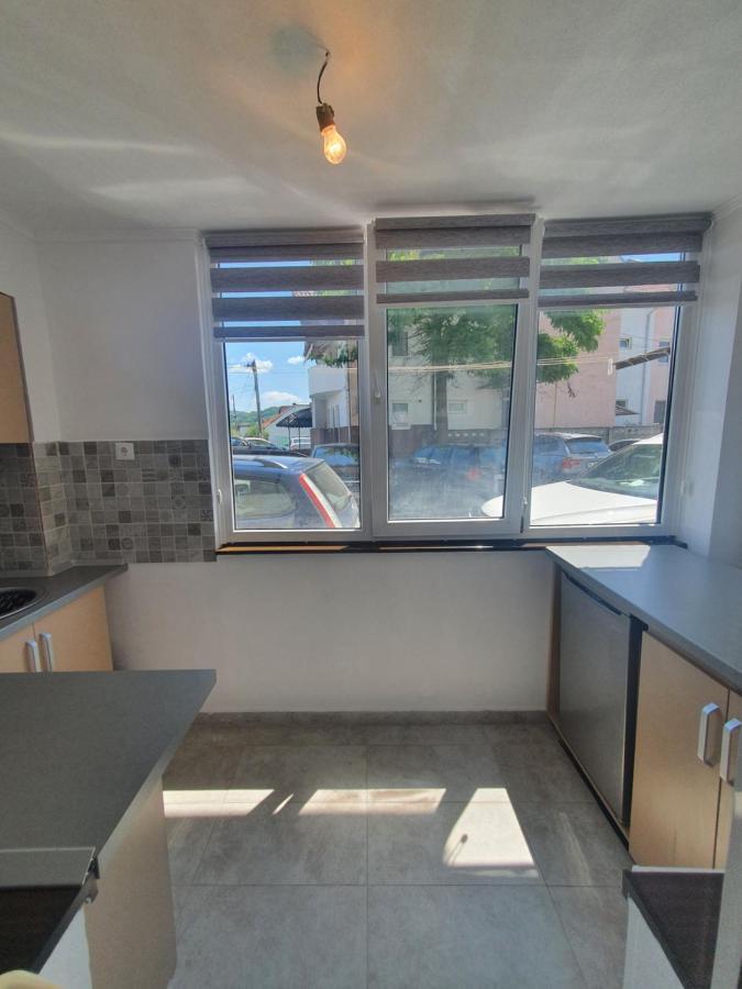 Shopping Cyti Cu 5 Apartment Ramnicu Valcea Exterior photo